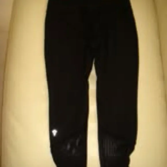 Ivivva Girl by Lululemon 🍋Take Me To Studio Black Crop Nulu Mesh size 12 - Picture 5 of 5